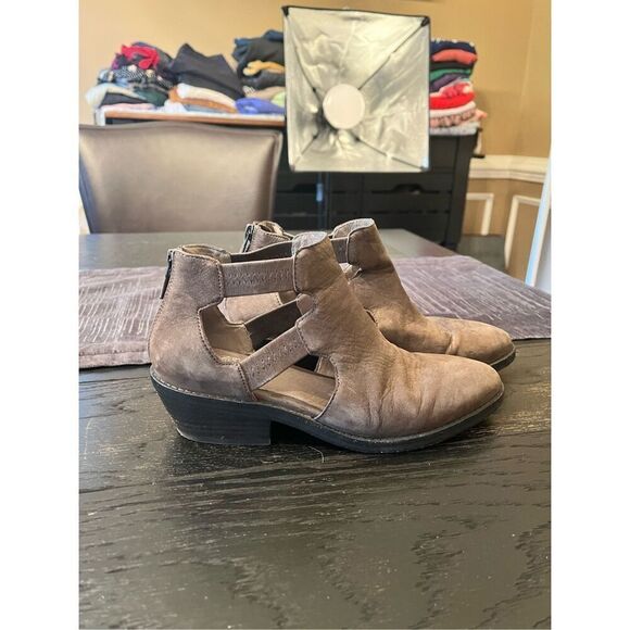 Eileen Fisher Vanda Gray Leather Back Zip Bootie Sandals sz 6-1/2 - Picture 1 of 7